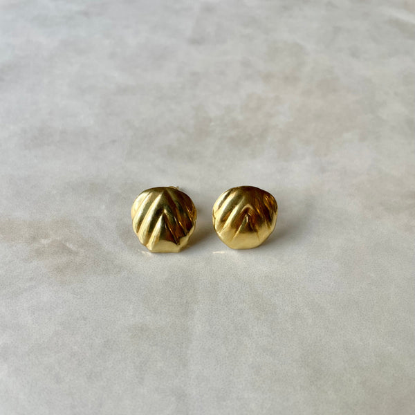 stud earrings gold